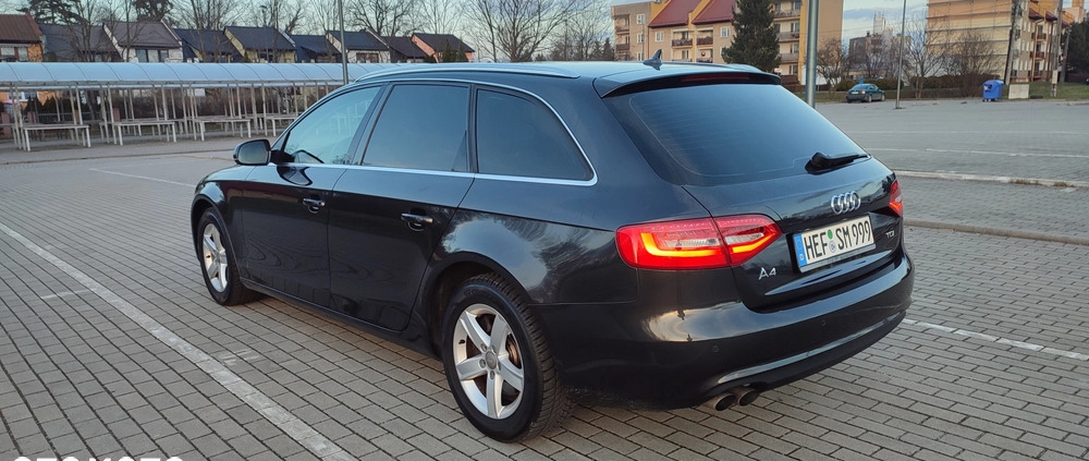 Audi A4 cena 38900 przebieg: 239000, rok produkcji 2012 z Piotrków Kujawski małe 277